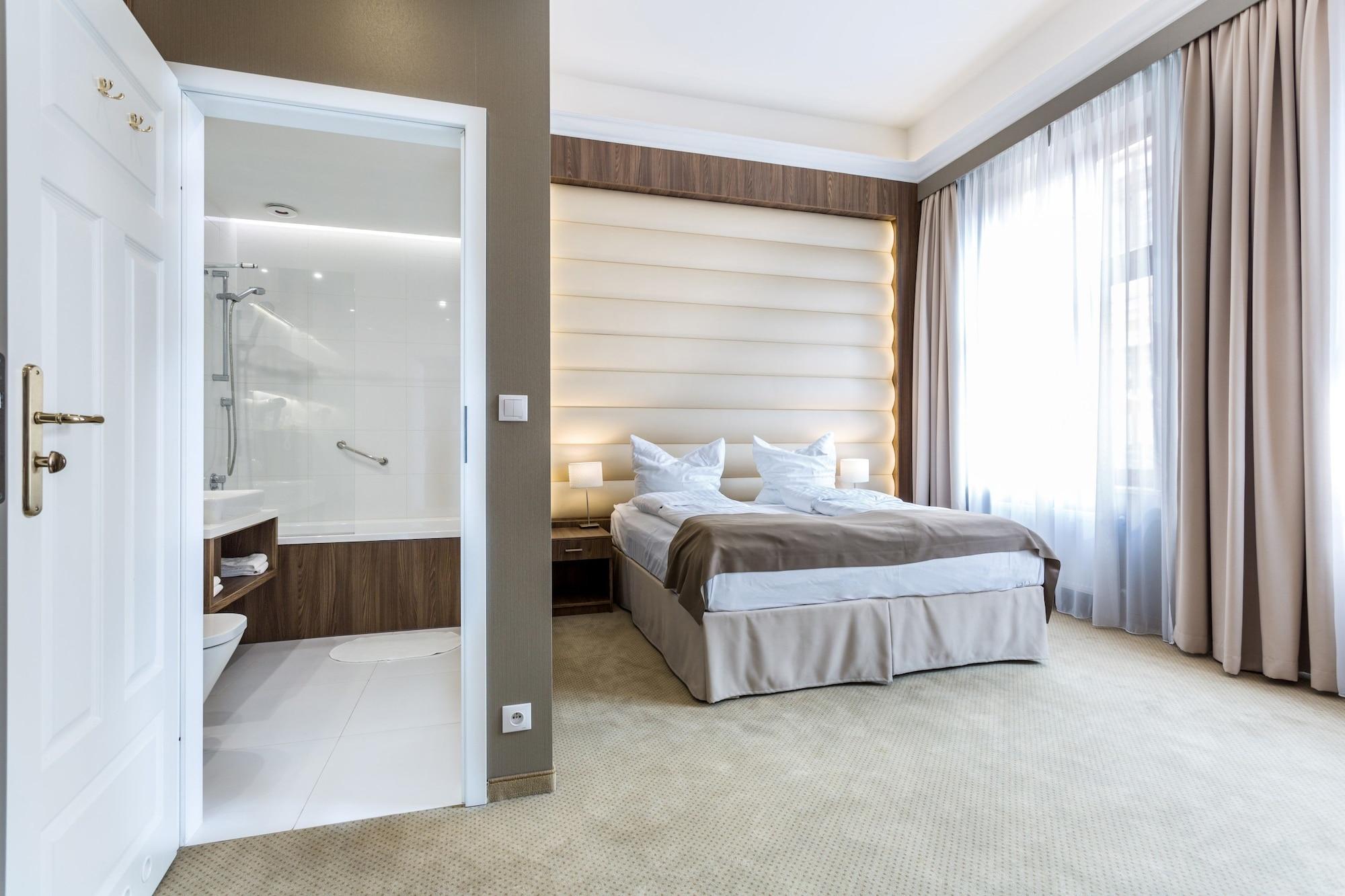 Hotel Elektor Premium 3*